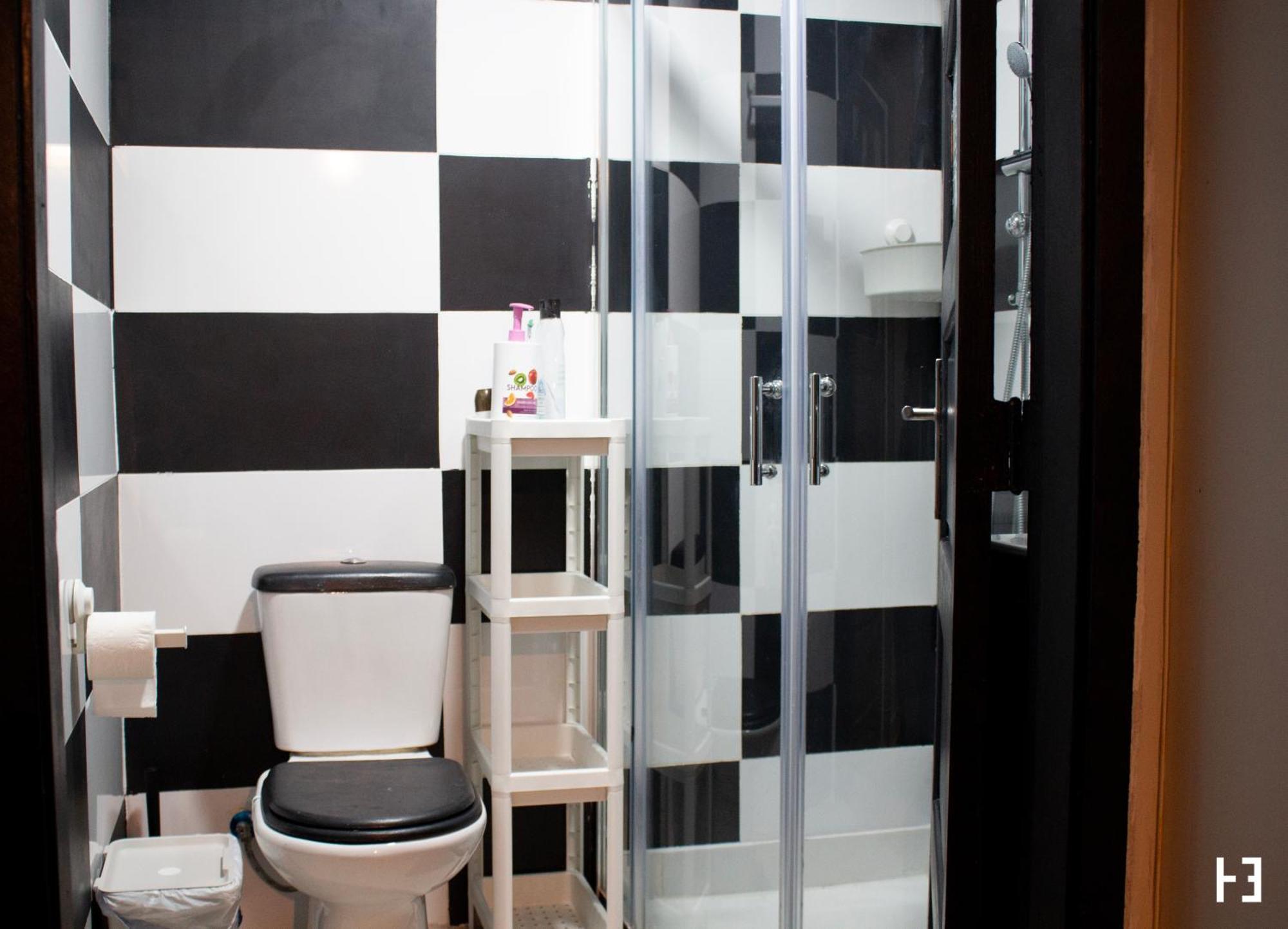 Habitacao Essencial - Away From *