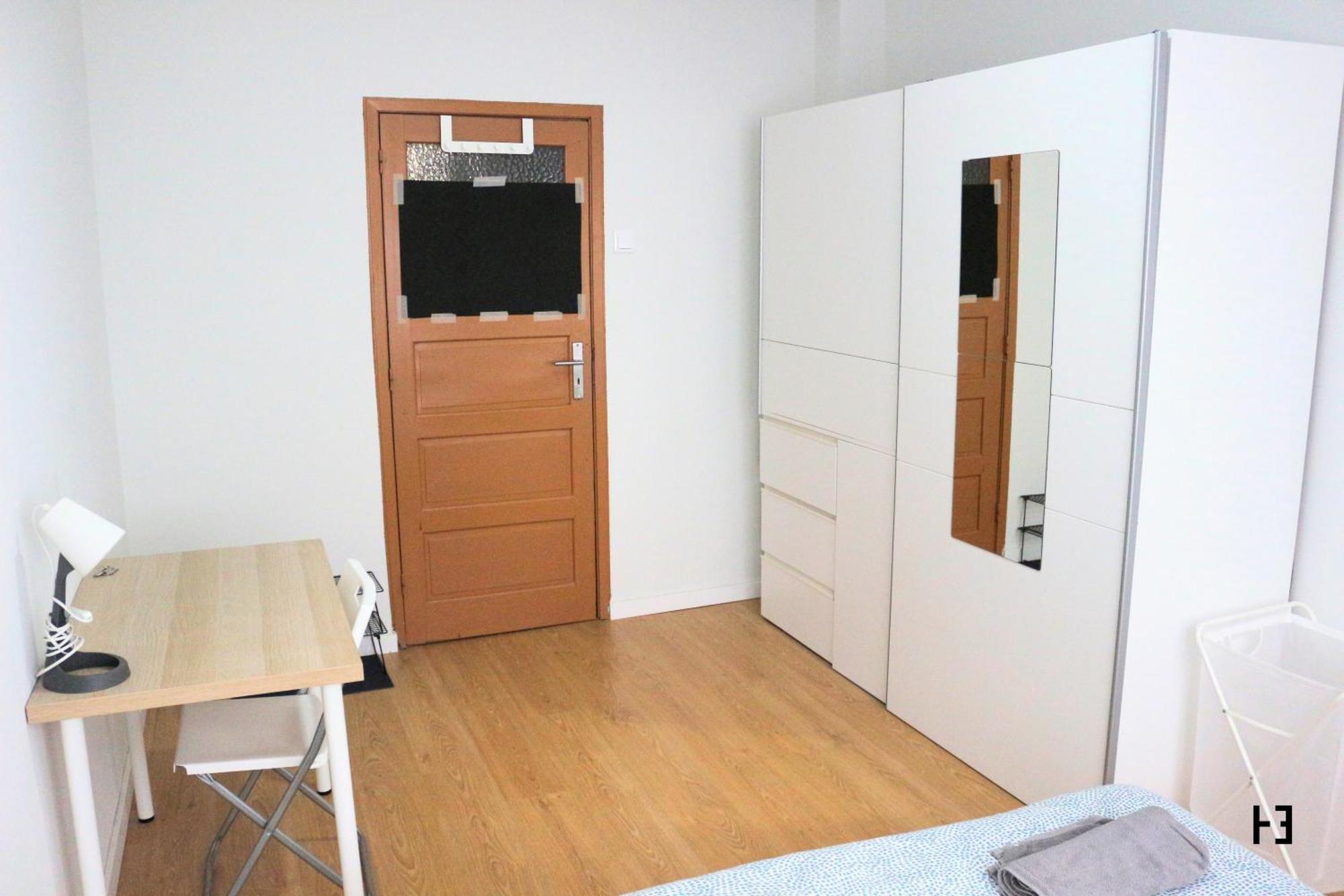Habitacao Essencial - Away From